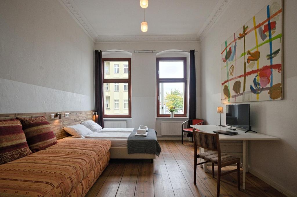 2 Bedroom Apartment (ABEMI)