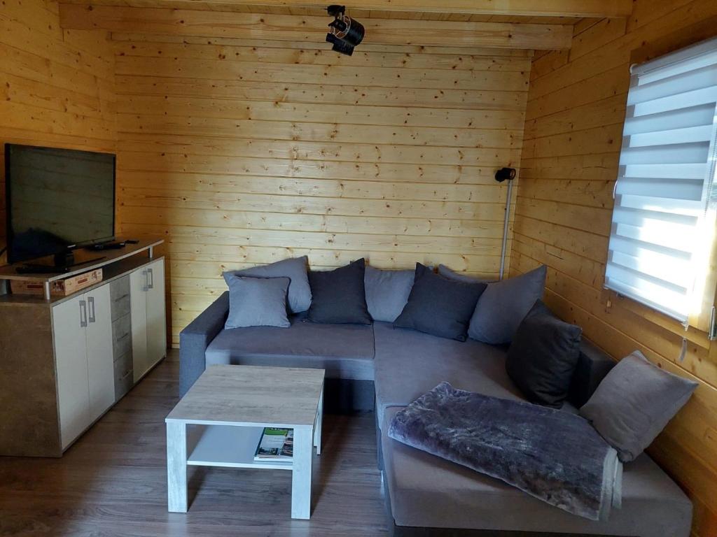 38 m Sommer-Blockhäuschen im Spreewald