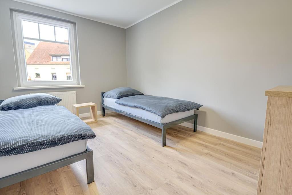 3B Neu renoviert 3 Zi Whg 5 Betten 43,36m
