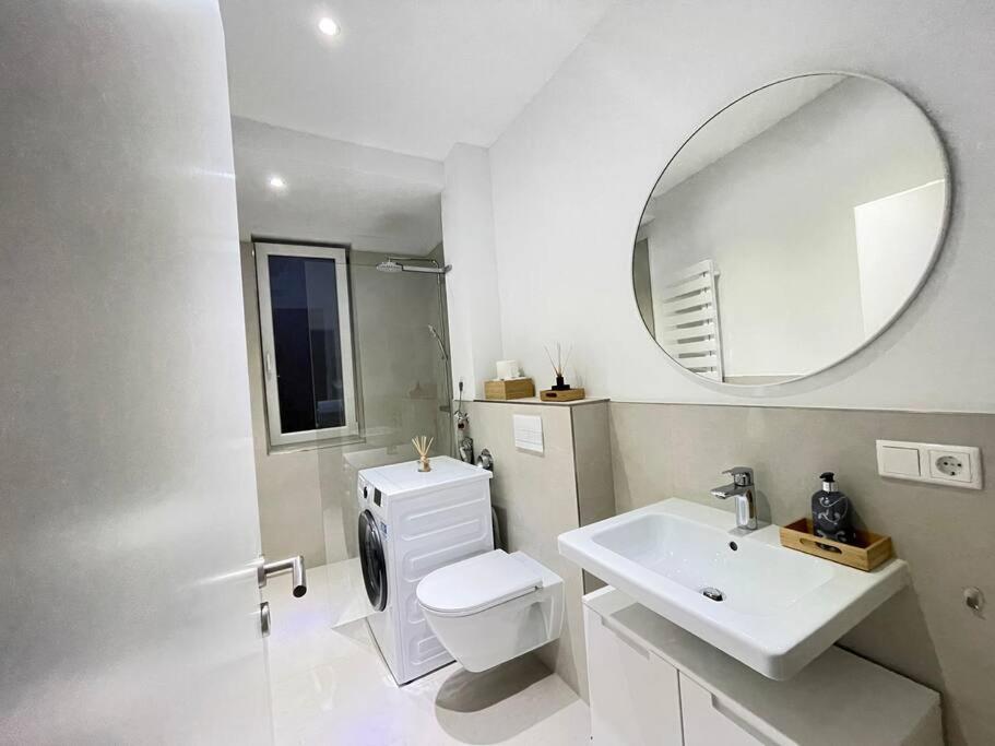 70qm - 3 rooms - free parking - city - MalliBase Apartments