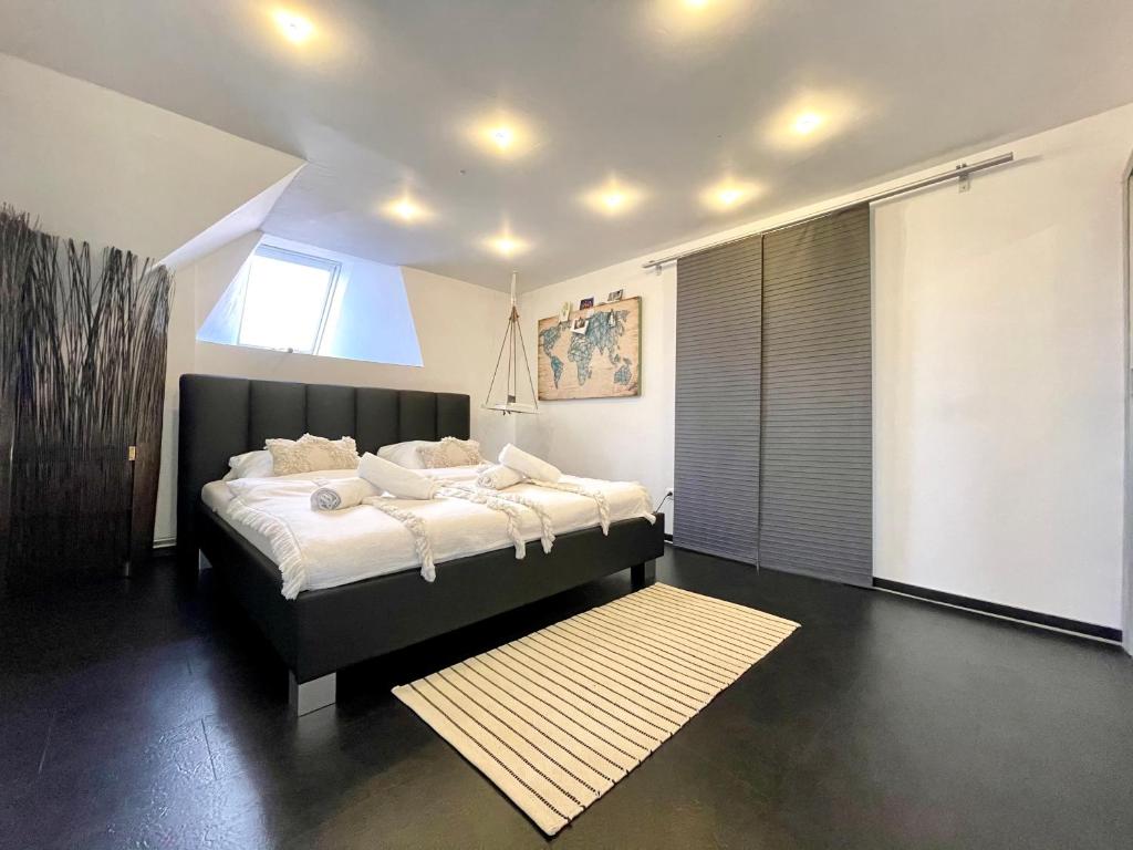 B OUR GUEST at NEW FLAT NEARBY DRESDEN !!!POOL!!!