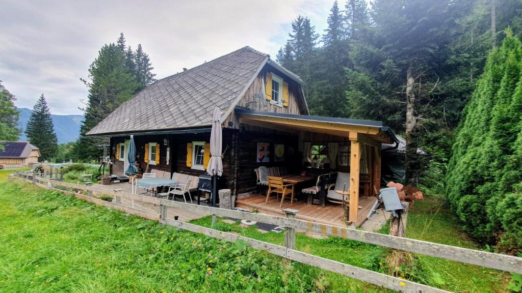 Almhütte