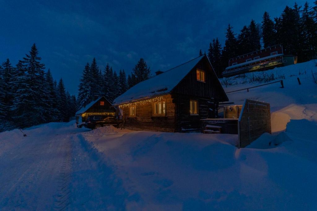 Almhütte Hebalm mit Whirpool
