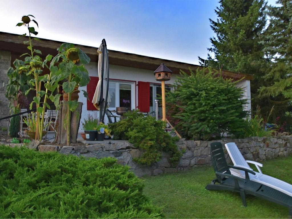 Holiday Home in G ntersberge with garden