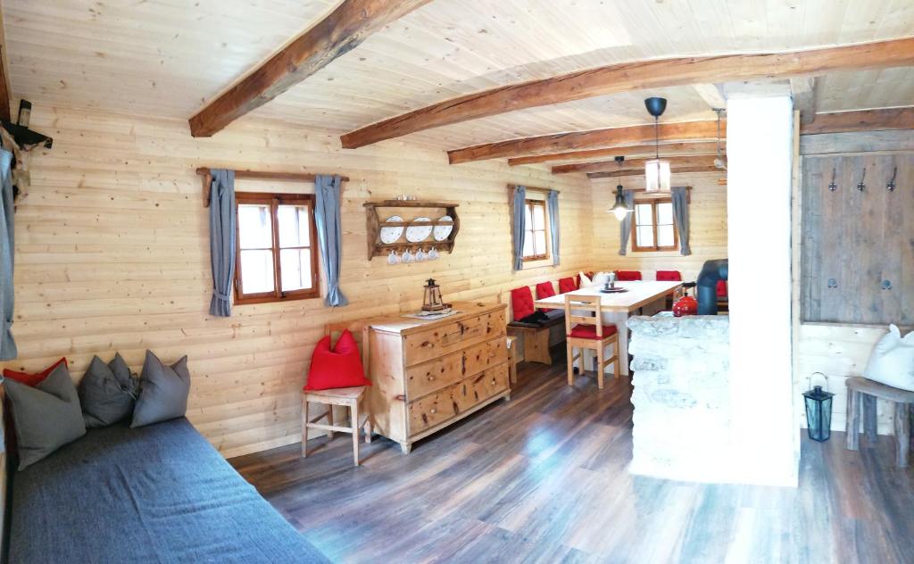 Ampferkaralm Hütte