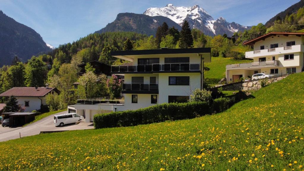 MOUNTAIN HOME apartment