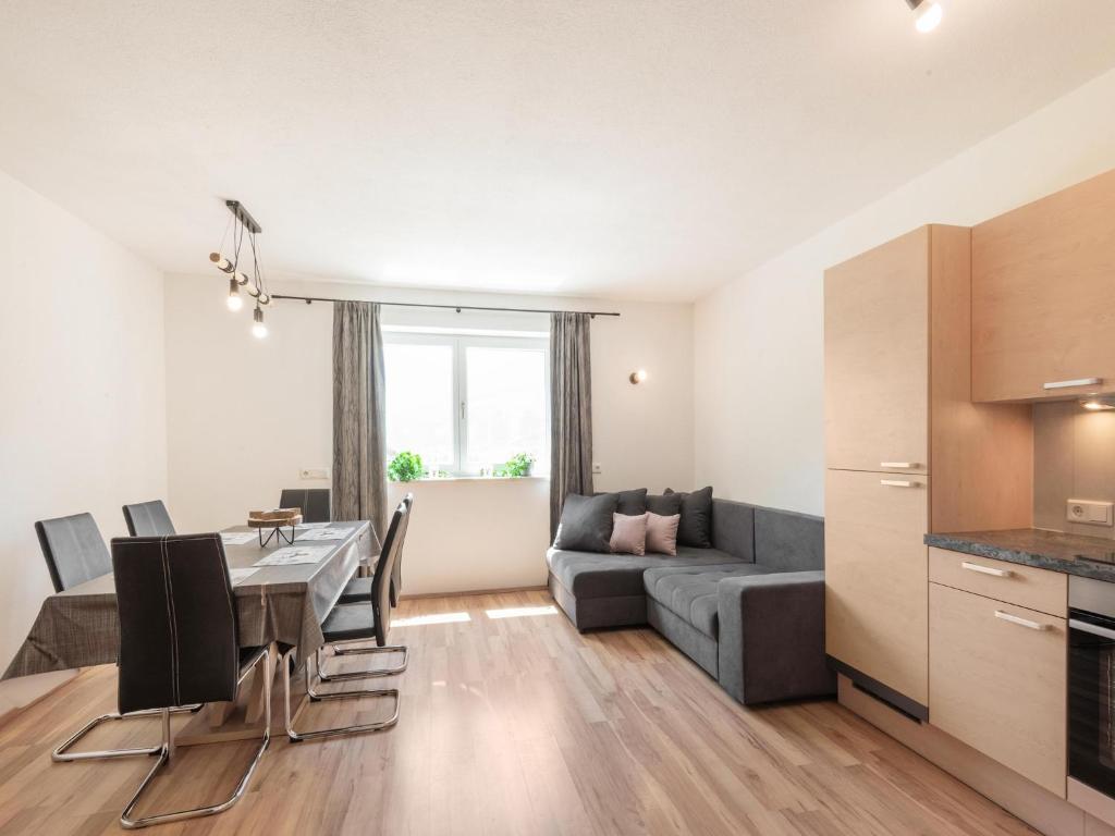 Apartment in Zillertal near Spieljochbahn, cleaning included