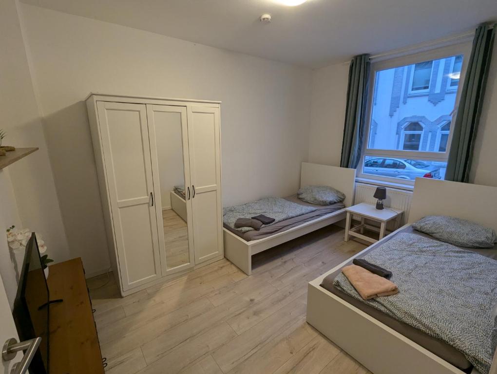 Moderne Wohnung im Erdgeschoss mit Terrasse I ruhige Umgebung