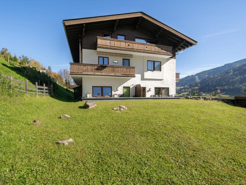 Apartment Schraudoplh by Interhome