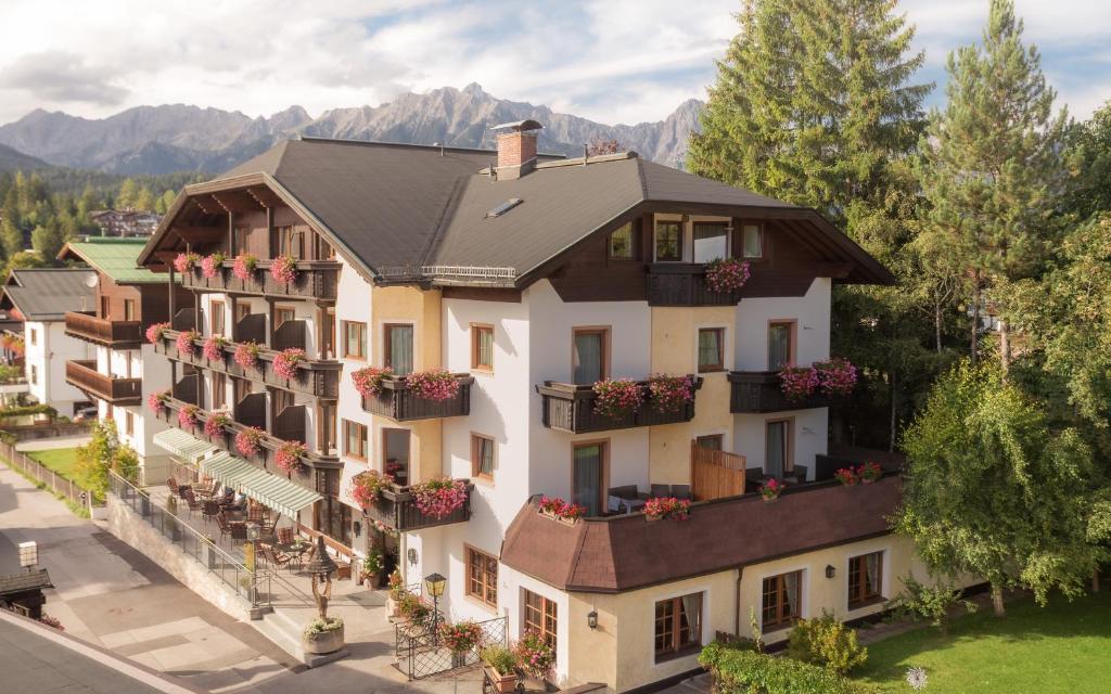 Appartement- und Wellnesshotel Charlotte - 3 Sterne Superior
