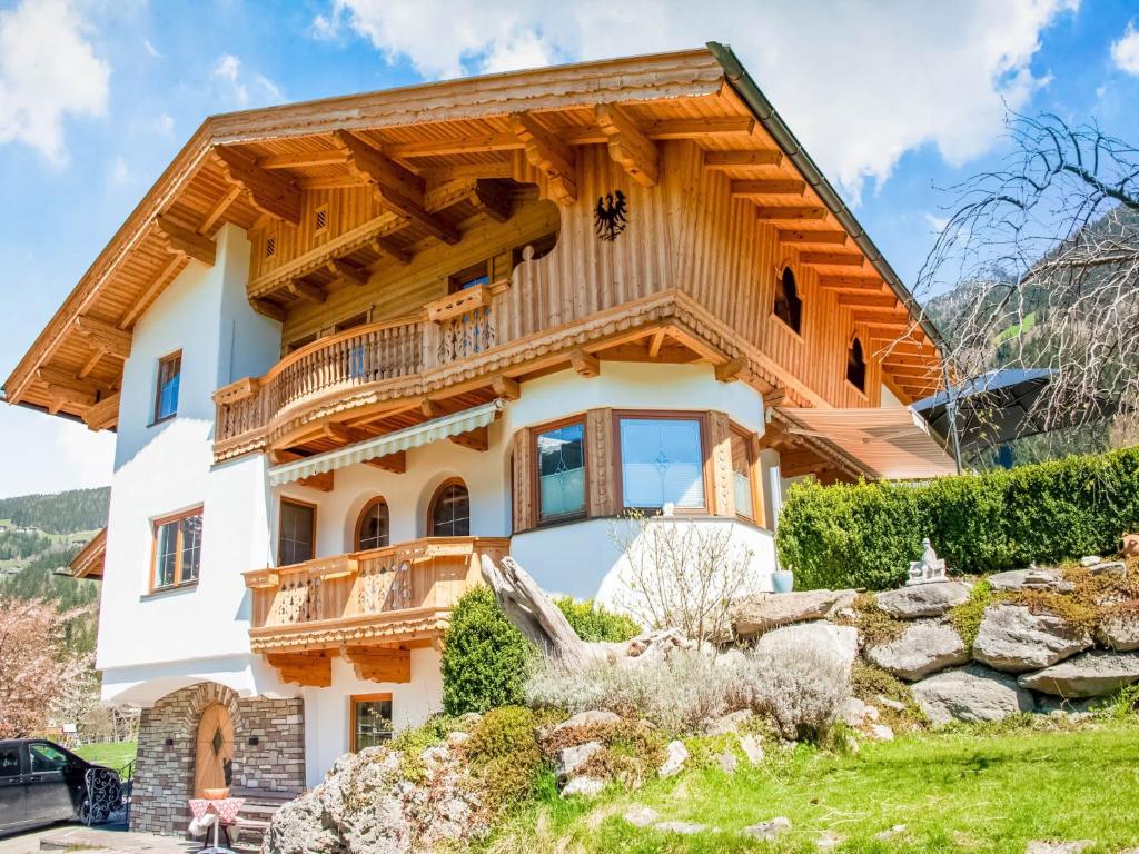 Apartment in Zillertal near Ski Lift, cleaning included