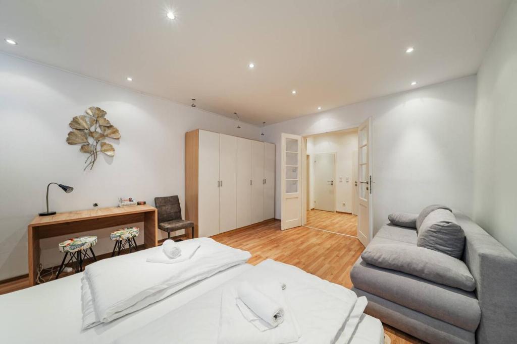 Belvedere City Spacious Apartment