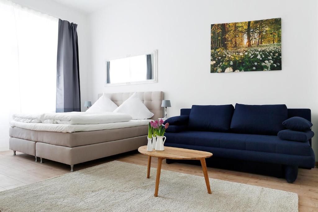 BLISSE l Rockchair Apartments l Cozy Large Family & Business Flair 5 Bedrooms Boxspringbeds 3 Bathrooms 3 Balcony welcomes you!