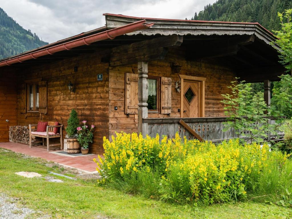 Chalet in Kirchberg near Ski Gondola