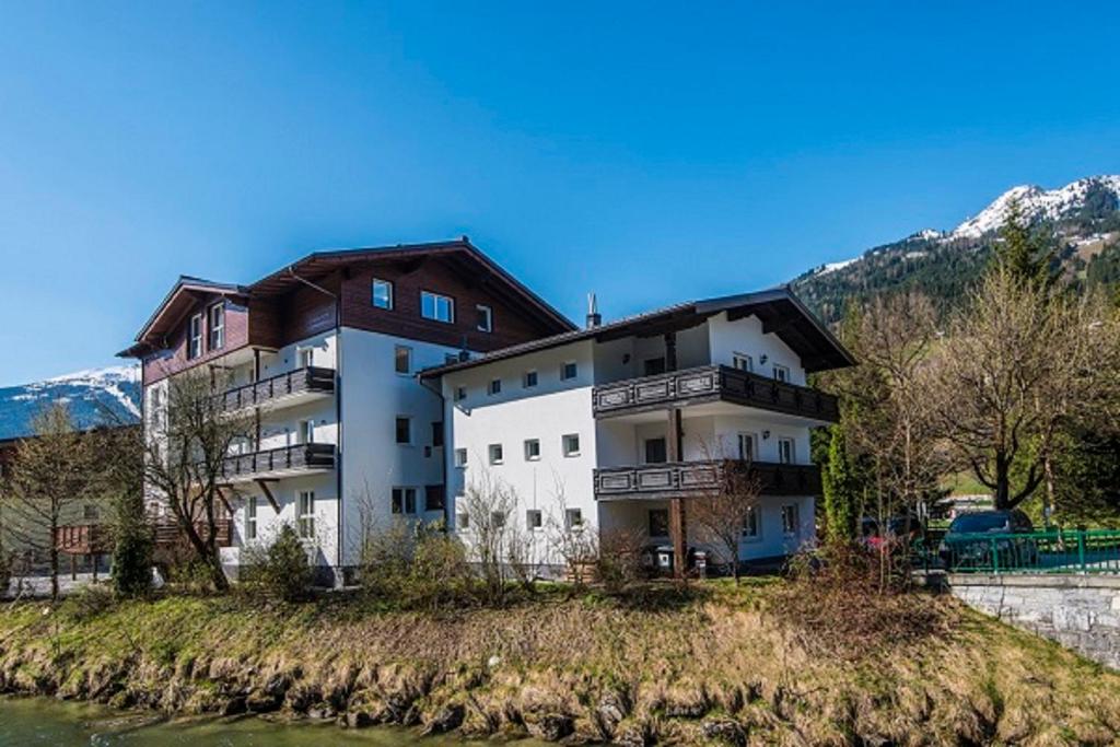 Chalet Wallner by AlpentTravel