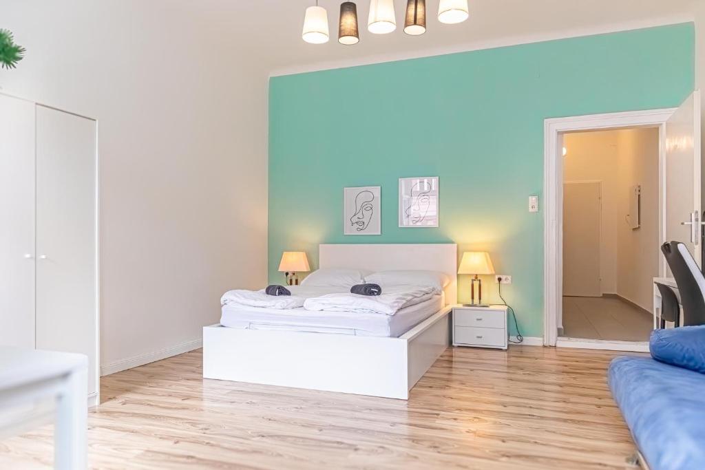 Charming 1BR Viennese Gem - Perfect Starting Point