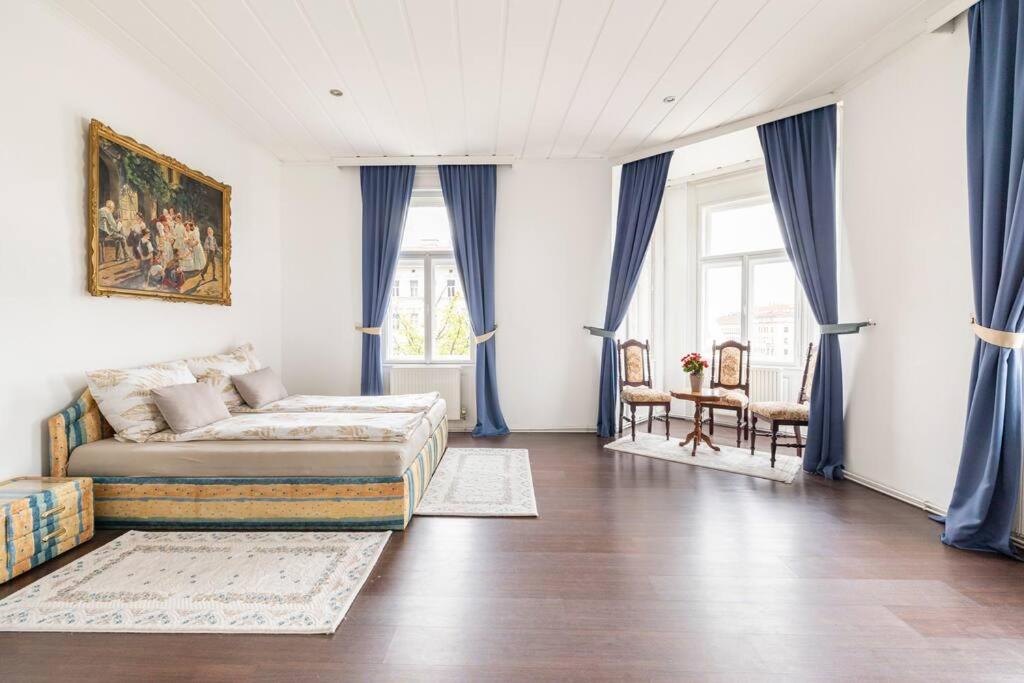 Charming spacious apartment