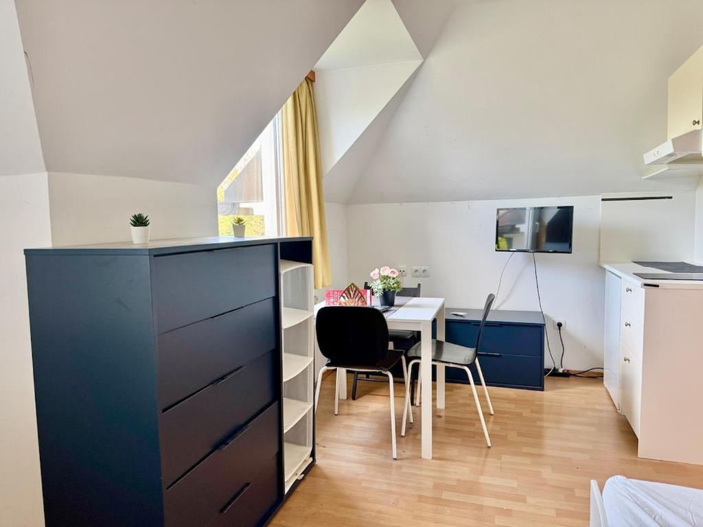 City Suites with Fitness & Free Parking