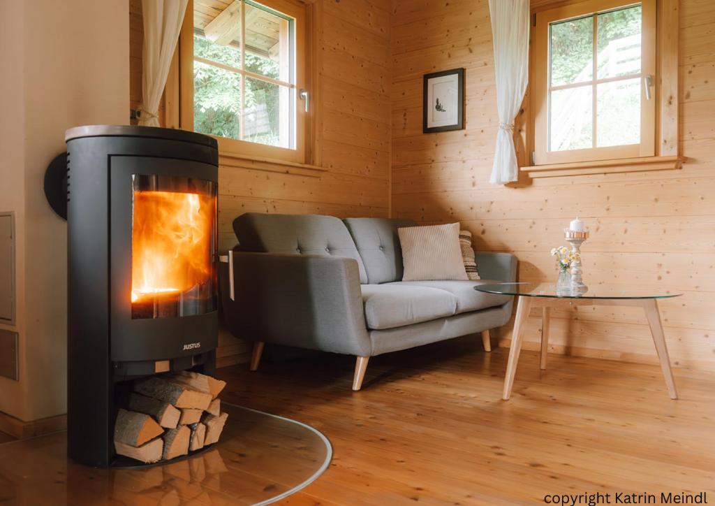 Das Paradieschen Edlitz - stilvolles Blockhaus mit Kamin