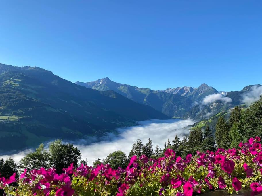 Ferienhaus Zillertal Panorama Blick Balkon Sauna
