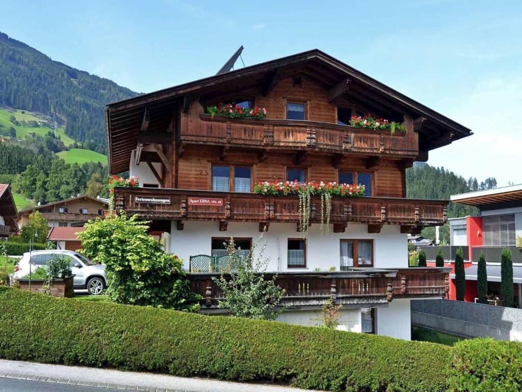 Apartment in Fügen near Spieljoch Ski Lift