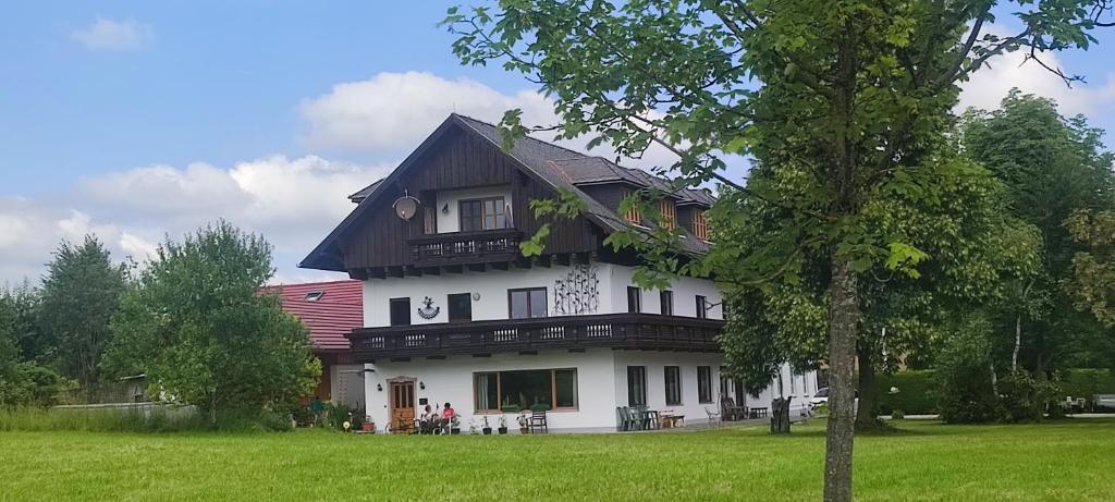 Gästehaus Moorbad Gmös