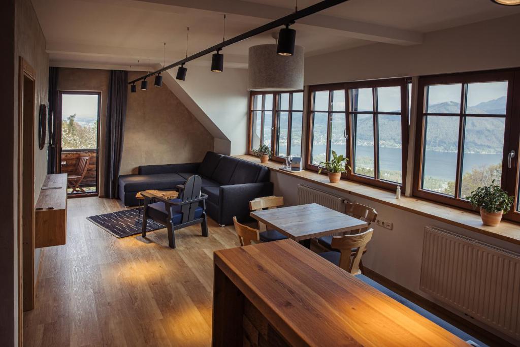 Gmundnerberghaus - ROOMS