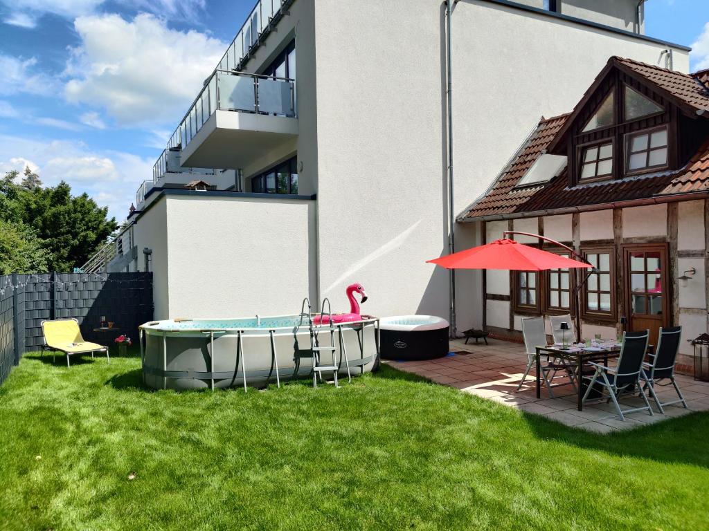 Ferien im Fachwerkhaus mit Heimkino & Fitnessraum & Pools