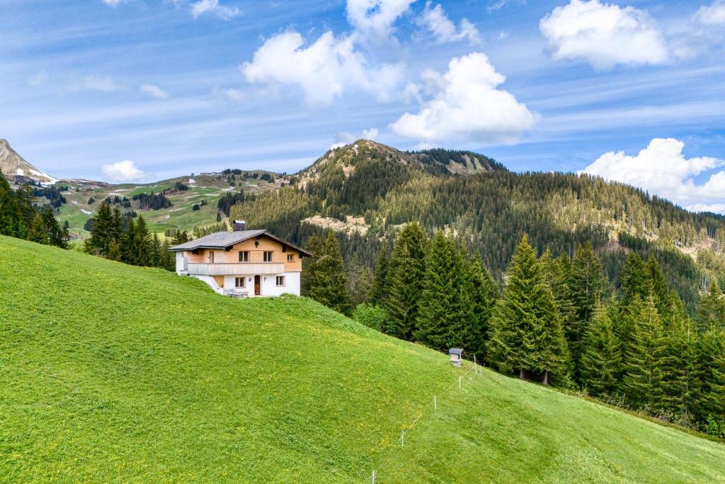 Haus Haemmerle mit Ski in - Ski out