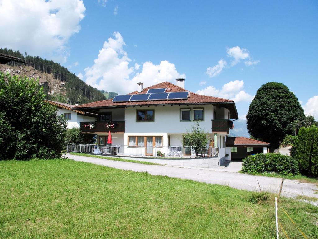 Apartment Sonne-3 by Interhome