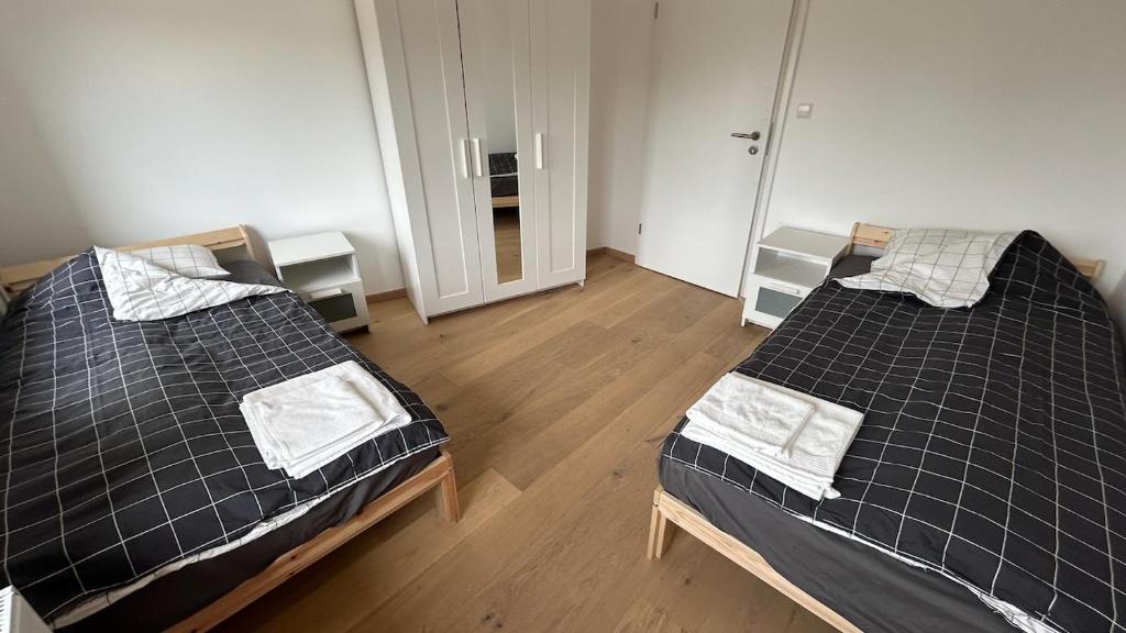 Helfant Luxembourg 2 Standard Double Rooms 5&6 - 4 persons