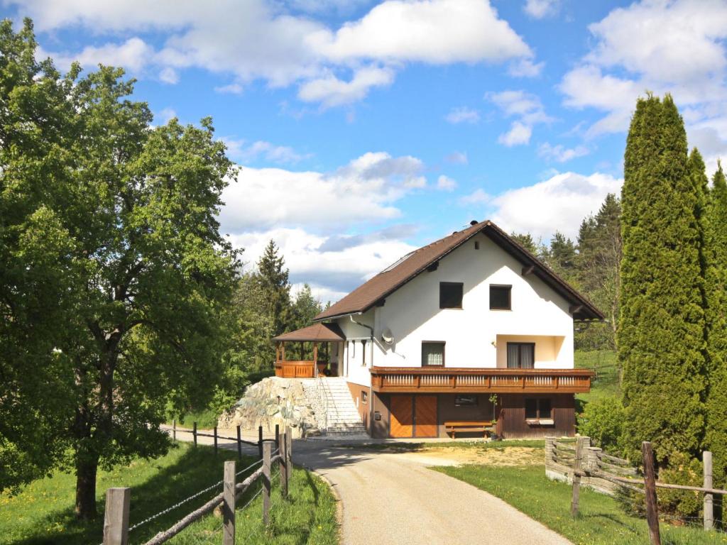 Holiday Home Berg by Interhome