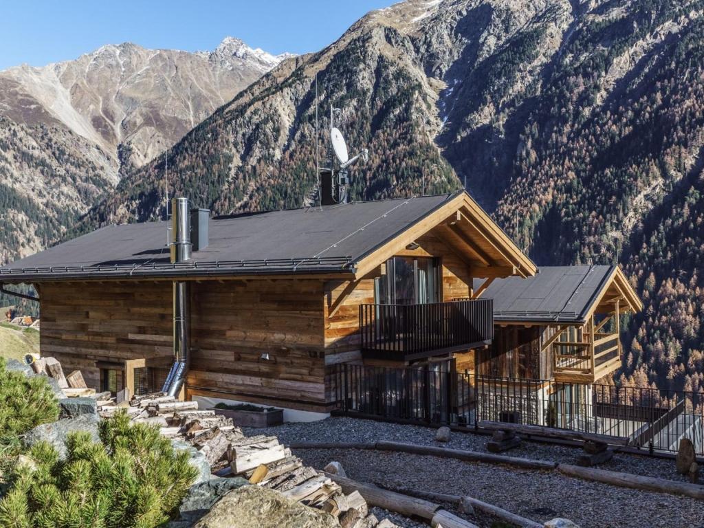Holiday Home The Peak-11 by Interhome