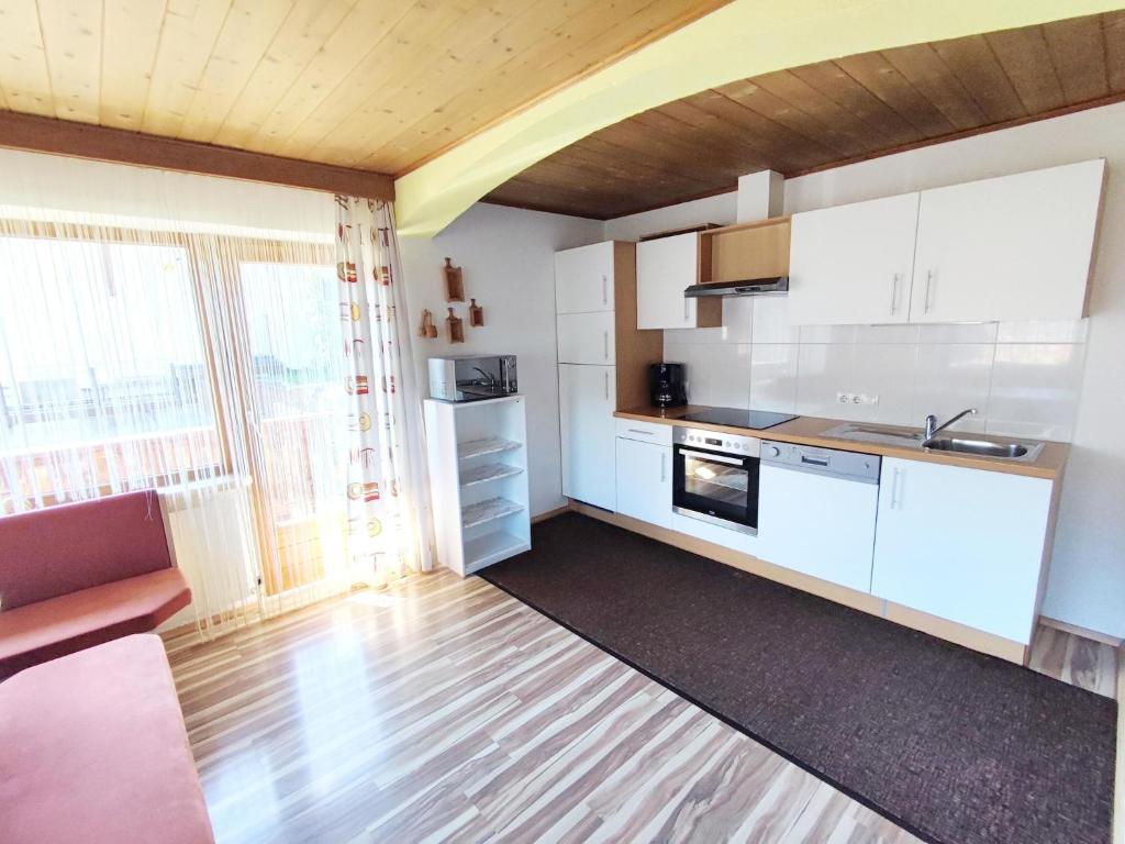 Chalet in Hippach near Ski Paradise, cleaning included