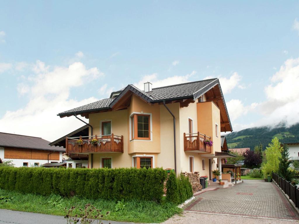 Apartment in Altenmarkt in Pongau near ski area