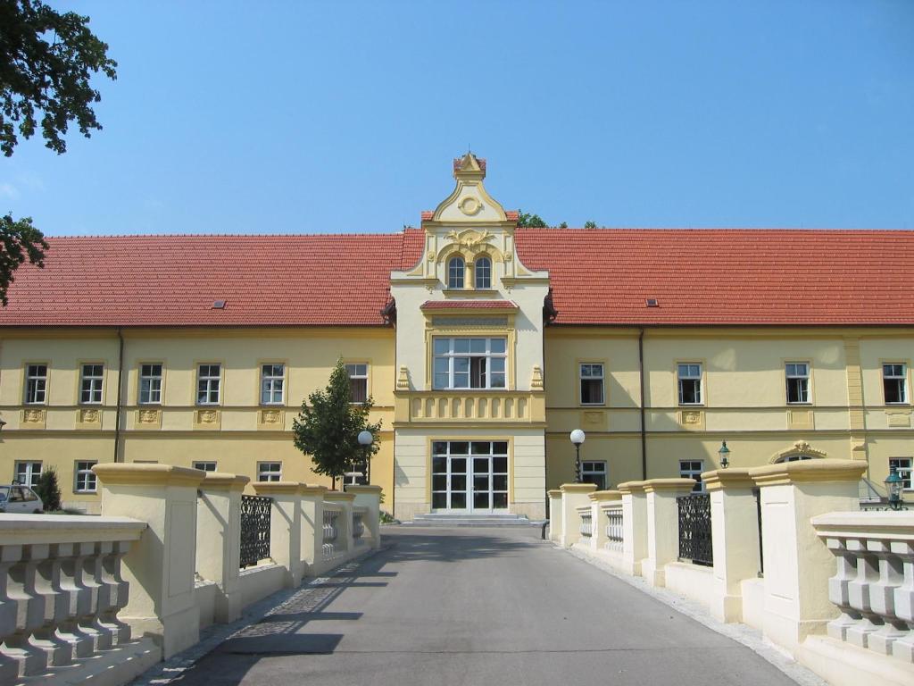 Junges Hotel Tulln - NÖ Jugendherbergswerk
