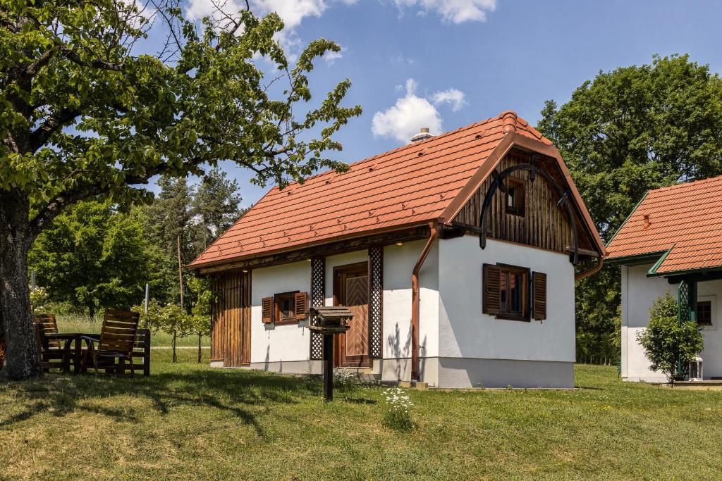 Kellerstöckl Postrumer Weinberg 48