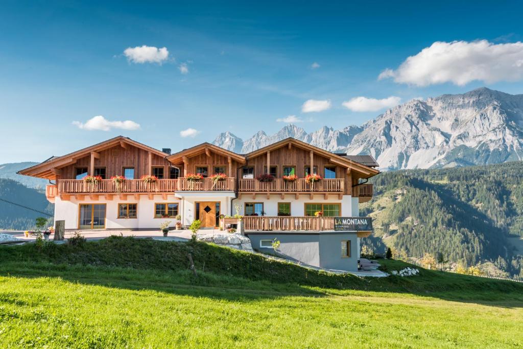 La Montana Ski & Hiking LODGE