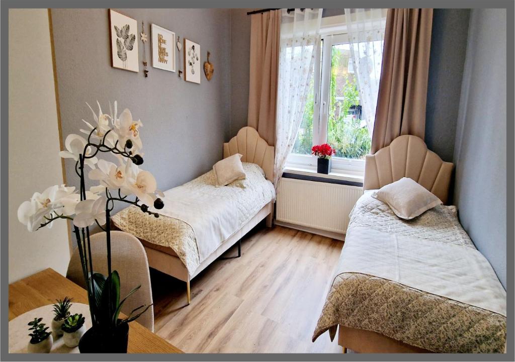 My Bed Bergedorf by Gugu