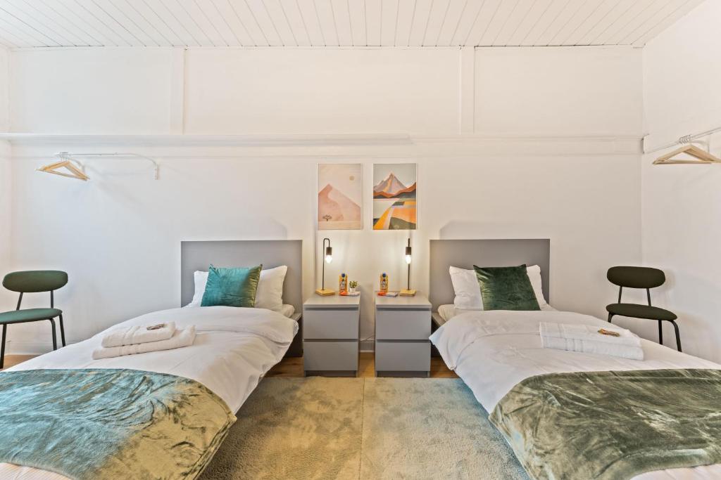 Neues zentrales Apartment,10 Betten,vollmöbliert, Wifi