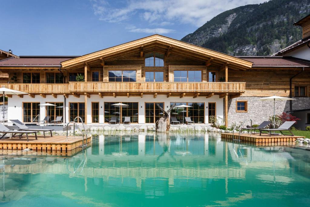 NOVA Moments Boutique Hotel