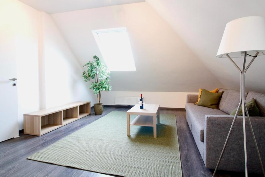 Quiet city oasis for up to 5 guests