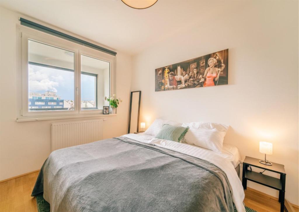 Long Term stay, Balcony, 1 min to U4 Längenfeldgasse