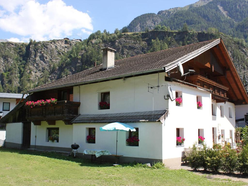 Farmhouse in Ötztal near Ski Areas
