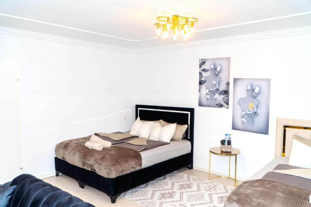 Spacious Rooms 5 Minutes to Wiener Stadthalle CG