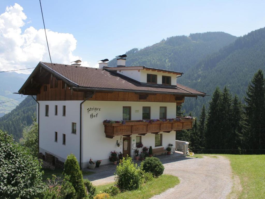Apartment in Zillertal near Ski Slopes