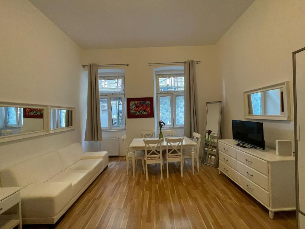 Stylish 1BR Apt with the best location
