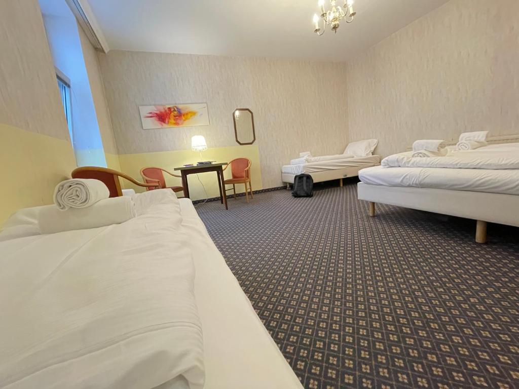Hotel Tabor Rooms