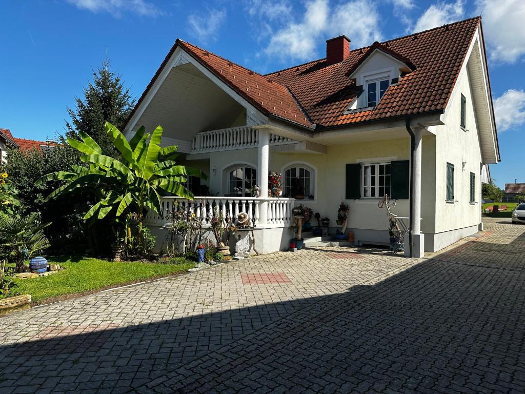 Villa Mercedes