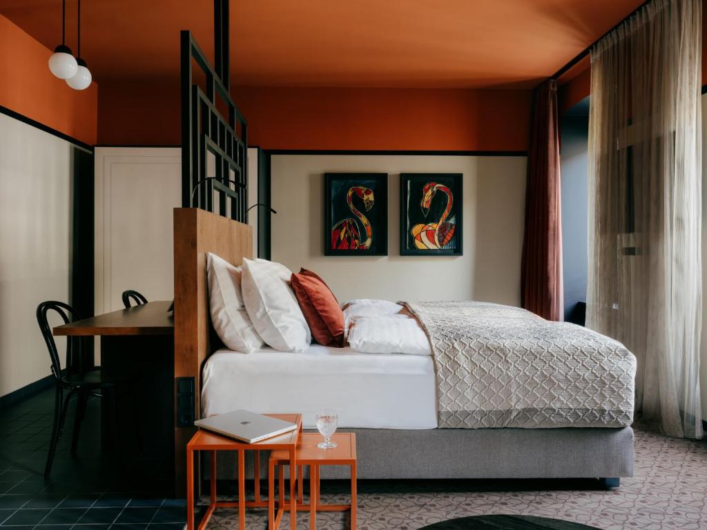 WELTWIEN Luxury Art Apartments & Free Parking